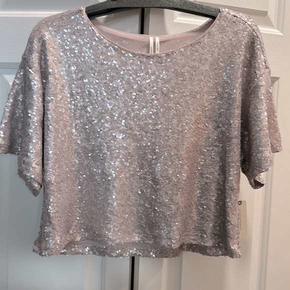 Anthropologie NWT Sequin Crop Tee SZ M - Picture 5 of 11